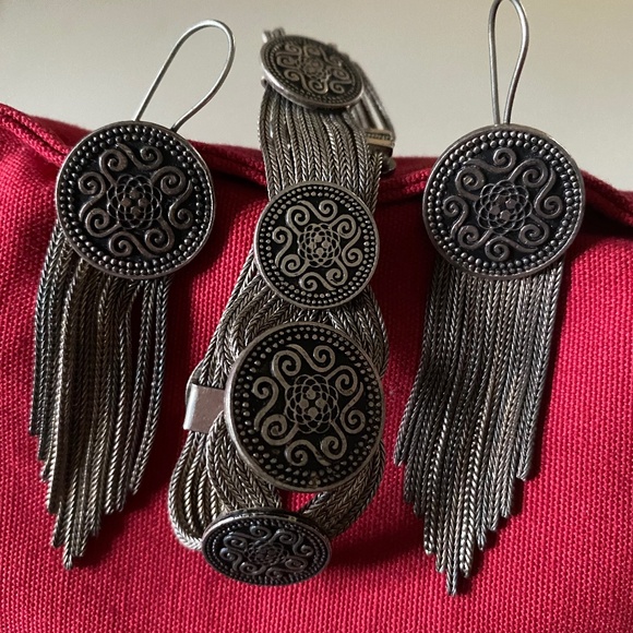 VTG I 900 Silver & Niello Bracelet & Earrings Set - Picture 14 of 16